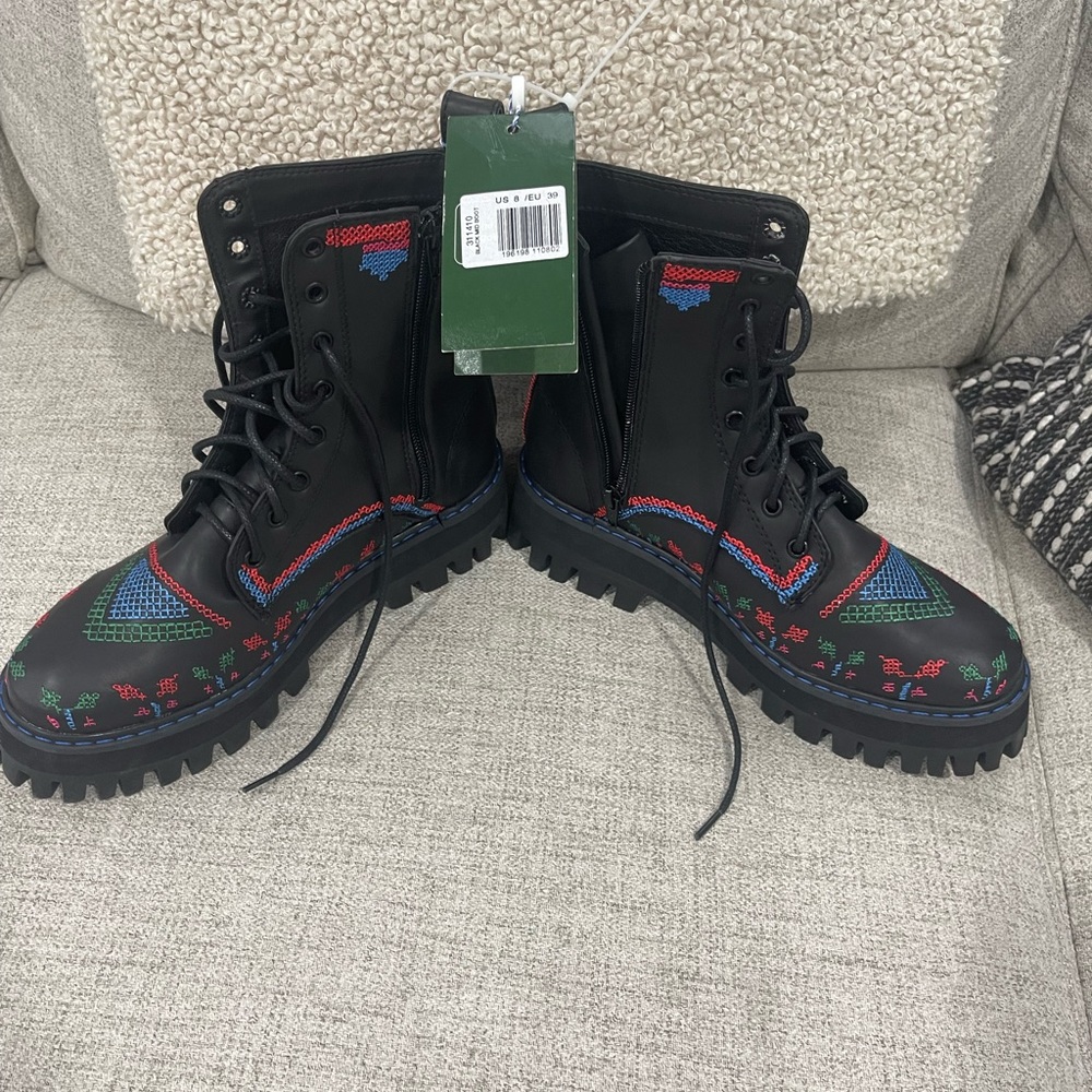 New FARM Rio Stitched black mid boots 8